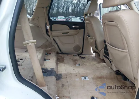 2008 Chevrolet Tahoe Lt z USA, uszkodzony, nr VIN 1GNFC13028R266864